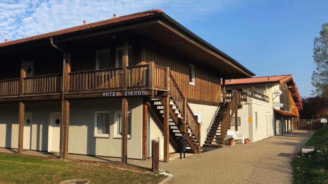 Hotel Zierow - Urlaub An Der Ostsee Bagian luar foto